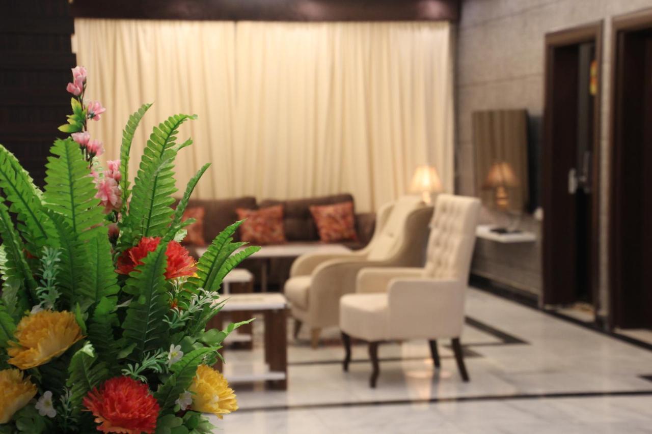 Ewaan Alnagaa Aparthotel Jeddah Bagian luar foto