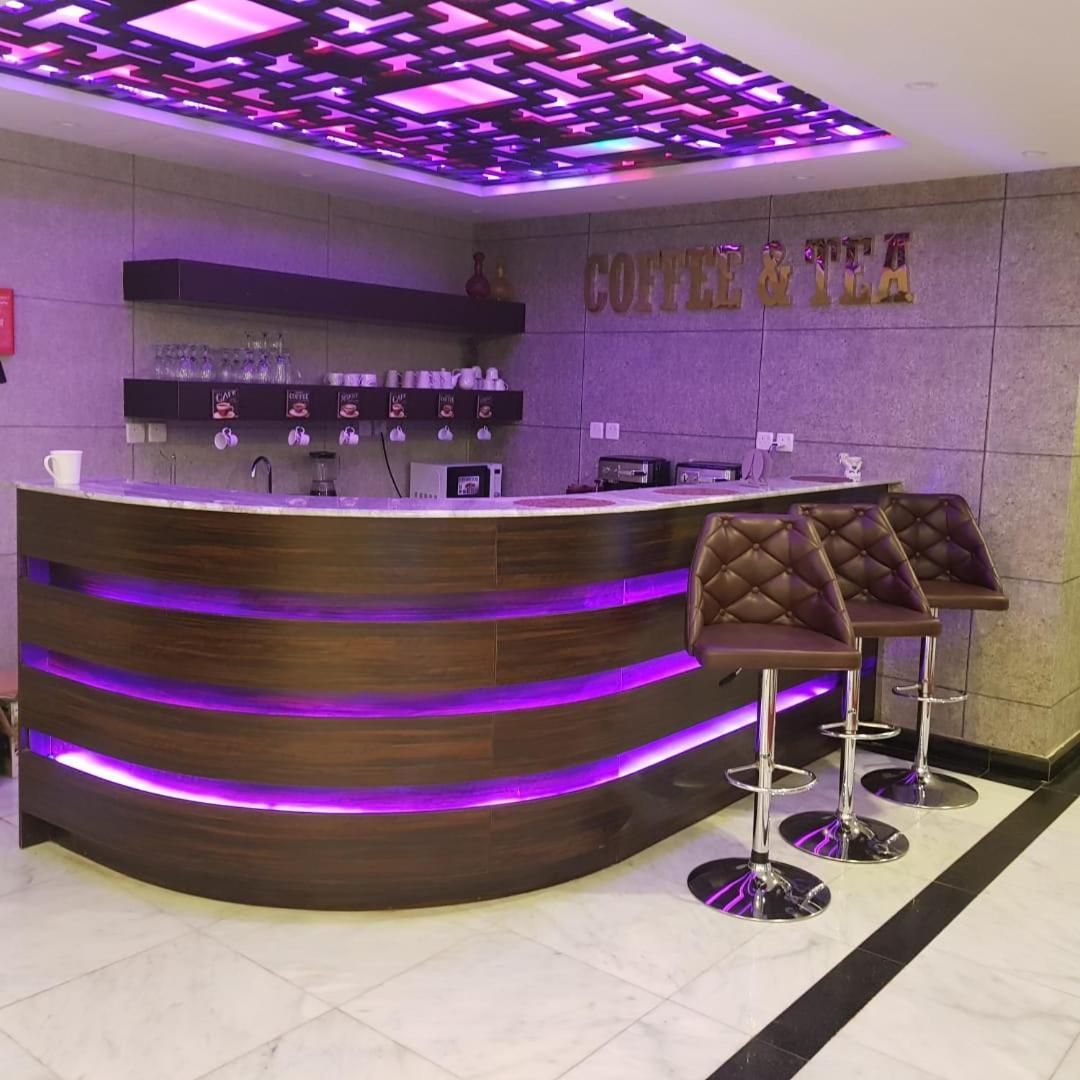 Ewaan Alnagaa Aparthotel Jeddah Bagian luar foto